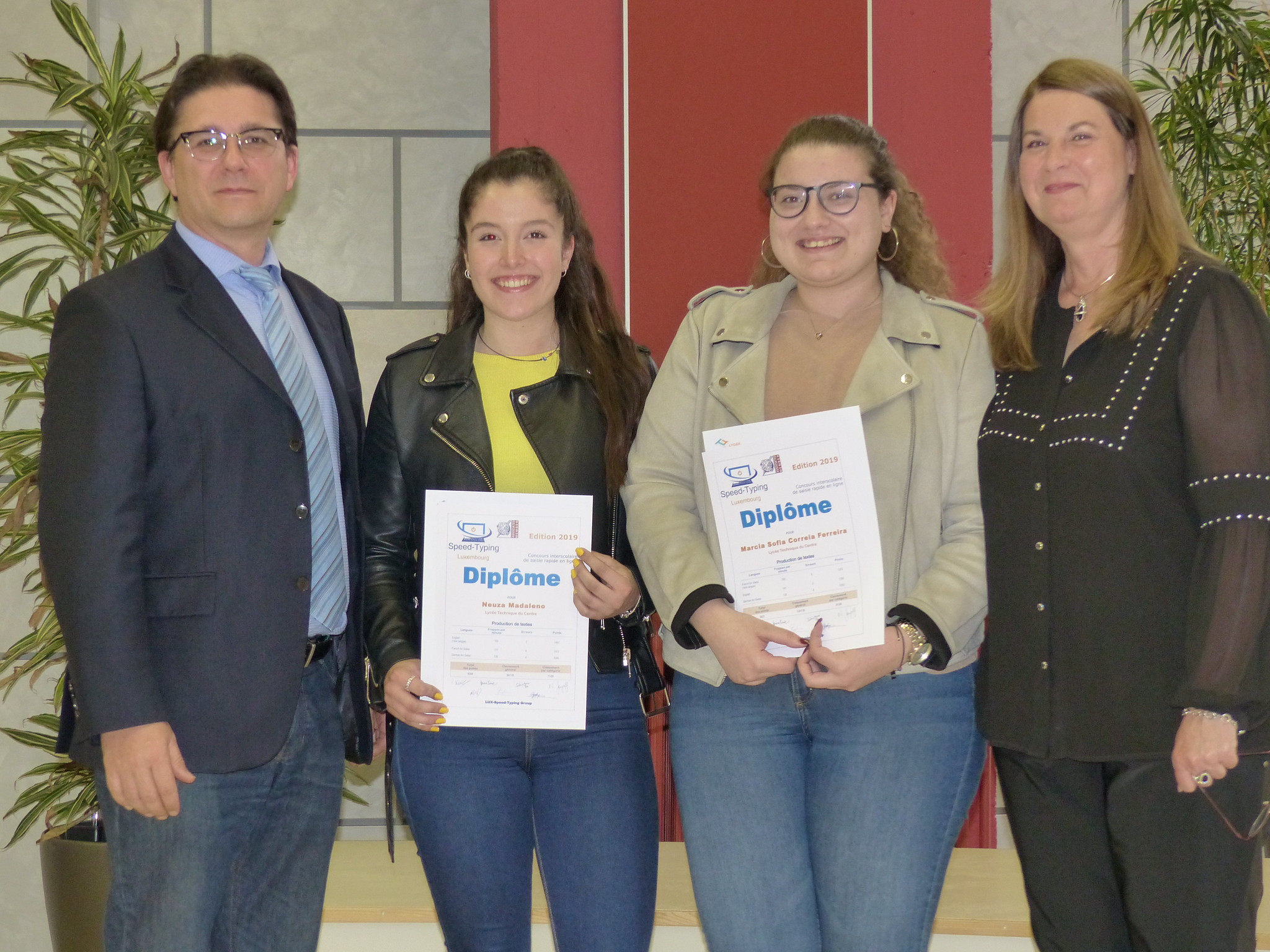 Neuza SILVA MADALENO (3GCMF2), Marcia CORREIA FERREIRA (3GCMF2)