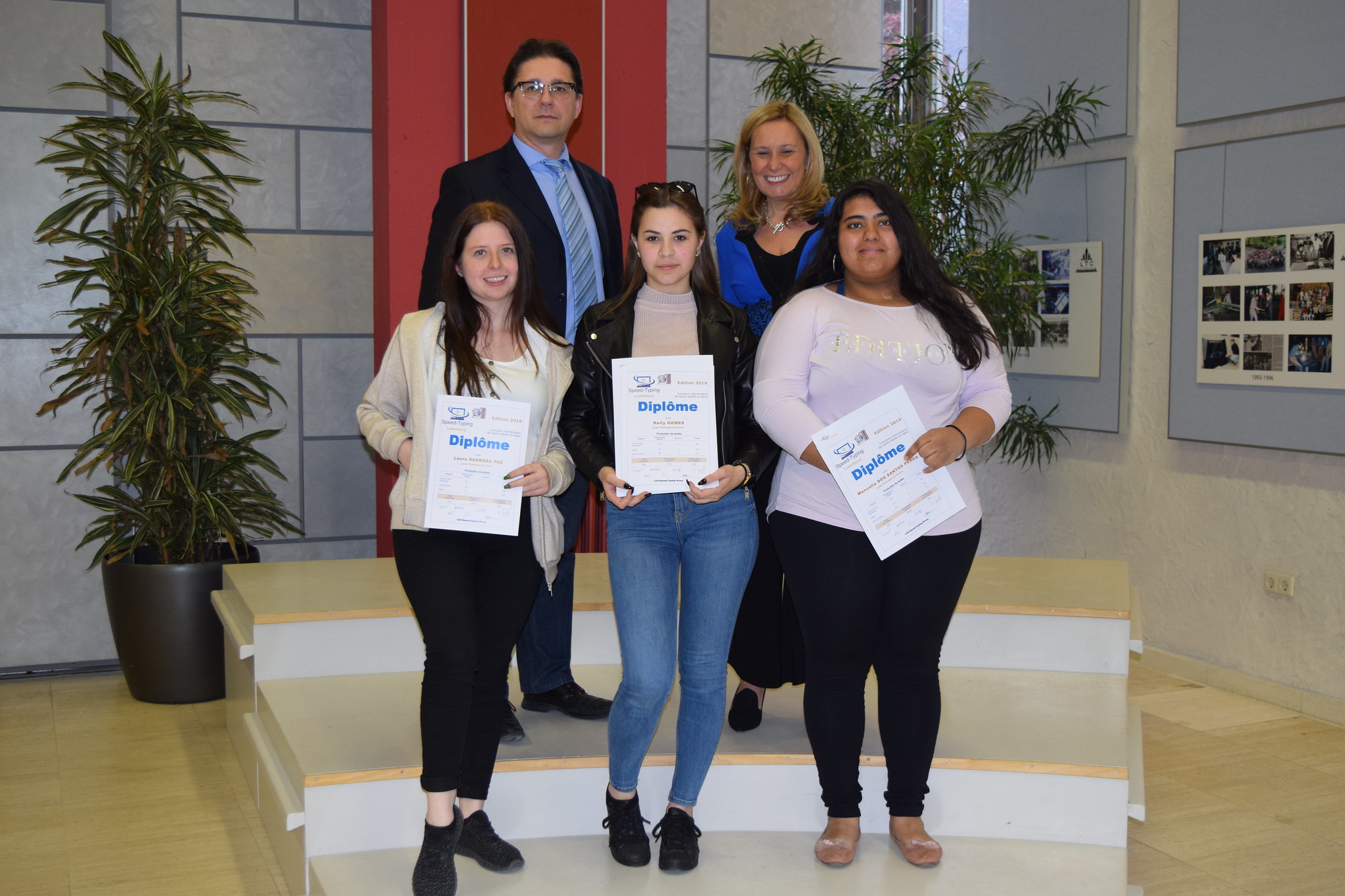 Lara DARROSA PAZ (1TPCM1), Kelly GOMES (1TPCM1), Manuella DOS SANTOS PERES (2TPCMF2)